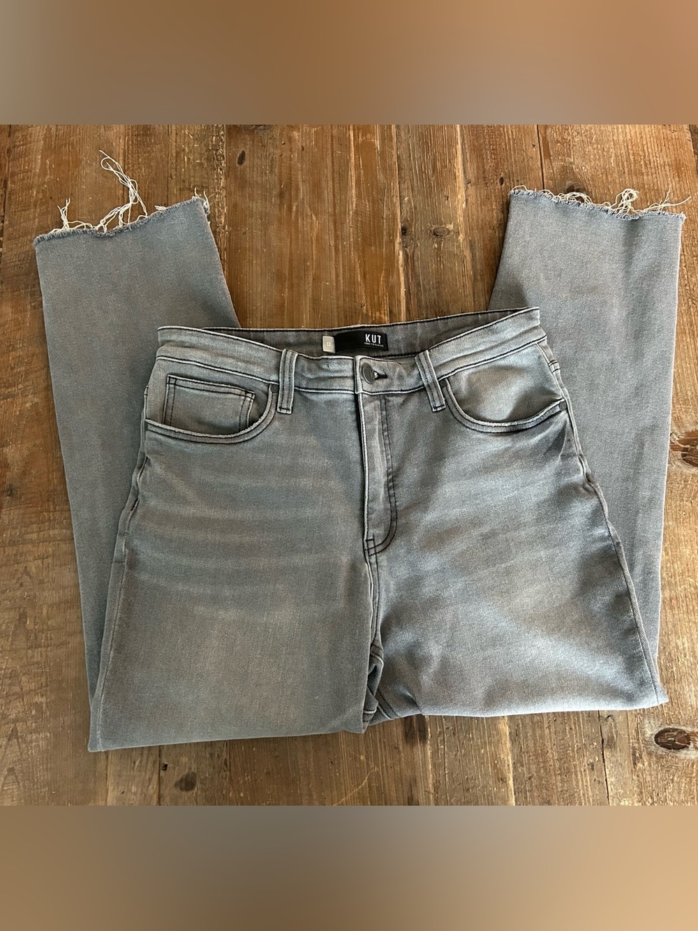 KUT Light Gray Jeans Rachael Fab Ab Mom Jeans Raw Hem Size 12